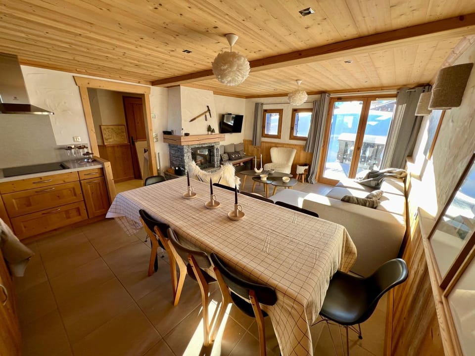 Chalet familial idéal 2 familles nombreuses Ski aux pied 12 pers Plagne Soleil Chalet in Mâcot-la-Plagne