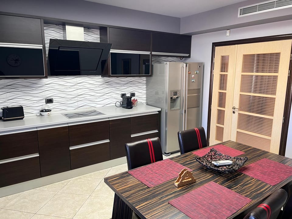 Kitchen or kitchenette, kitchen