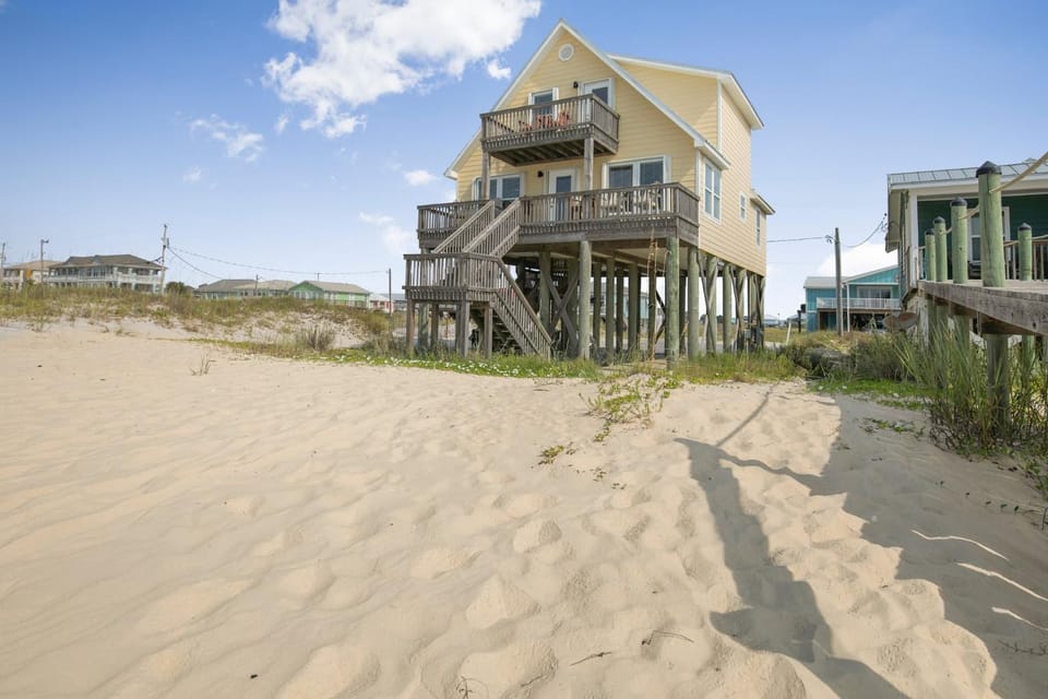 Haven Harbor by Vacation Homes Collection House in Alabama