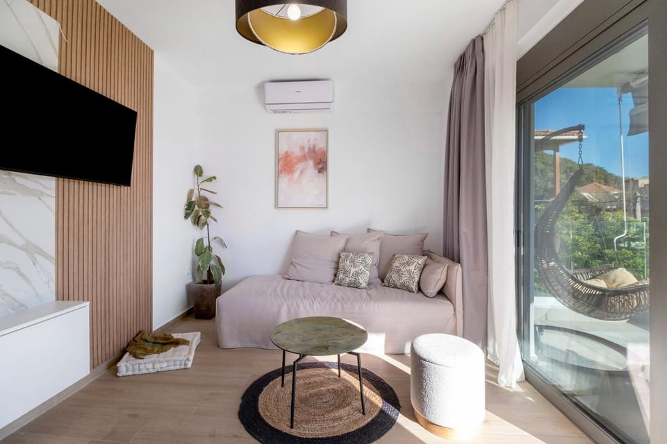 Property building, Living room