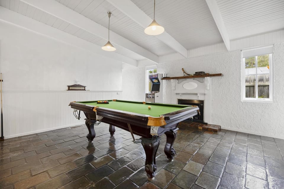Billiard