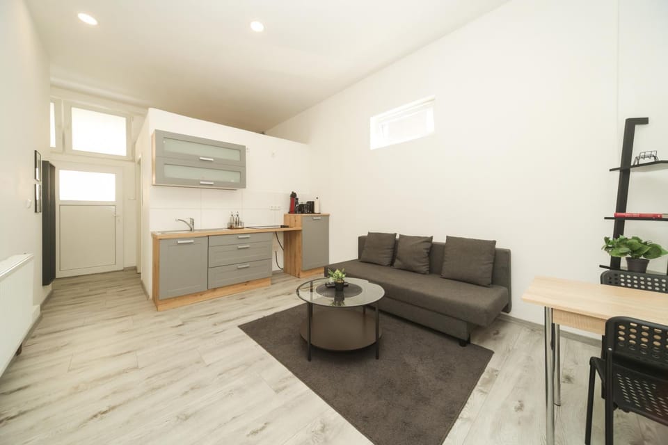 Living room, Dining area, kitchen