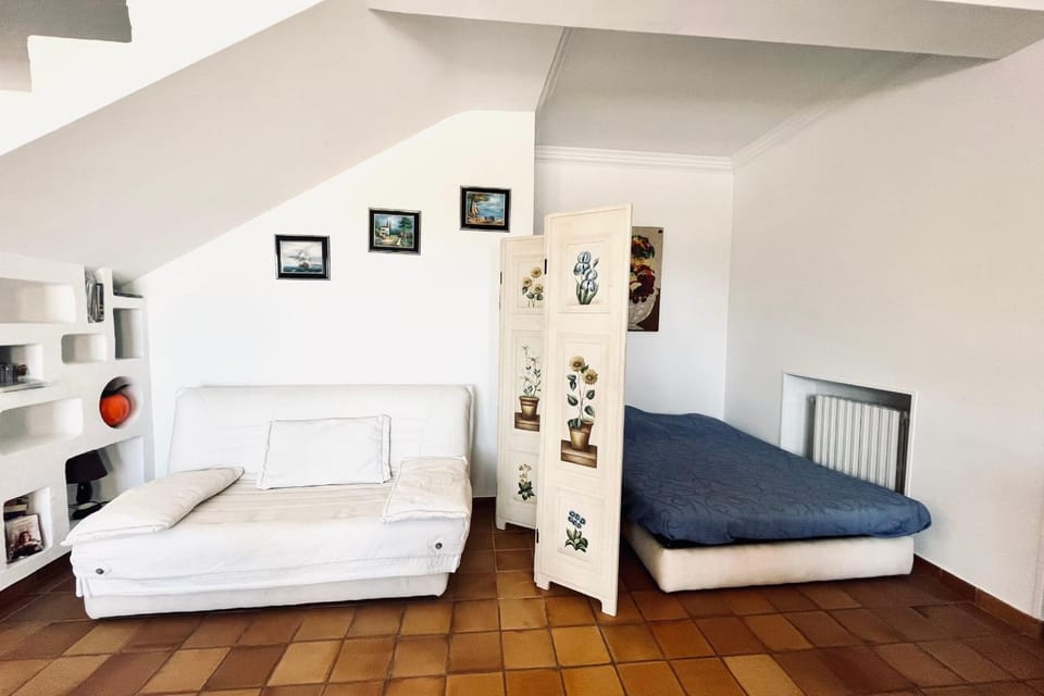 Rare pearl with pool and sea view House in Mandelieu-La Napoule