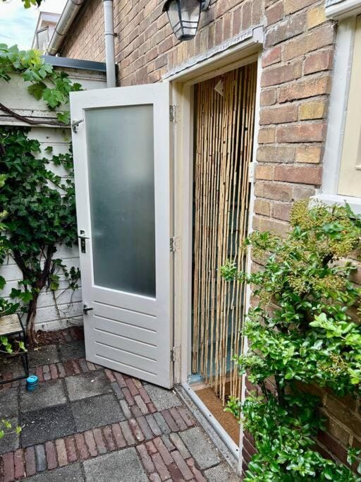 Seaside Tiny House only 400 meters from the beach House in Noordwijk