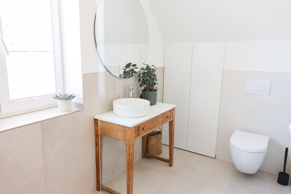 Toilet, Bathroom