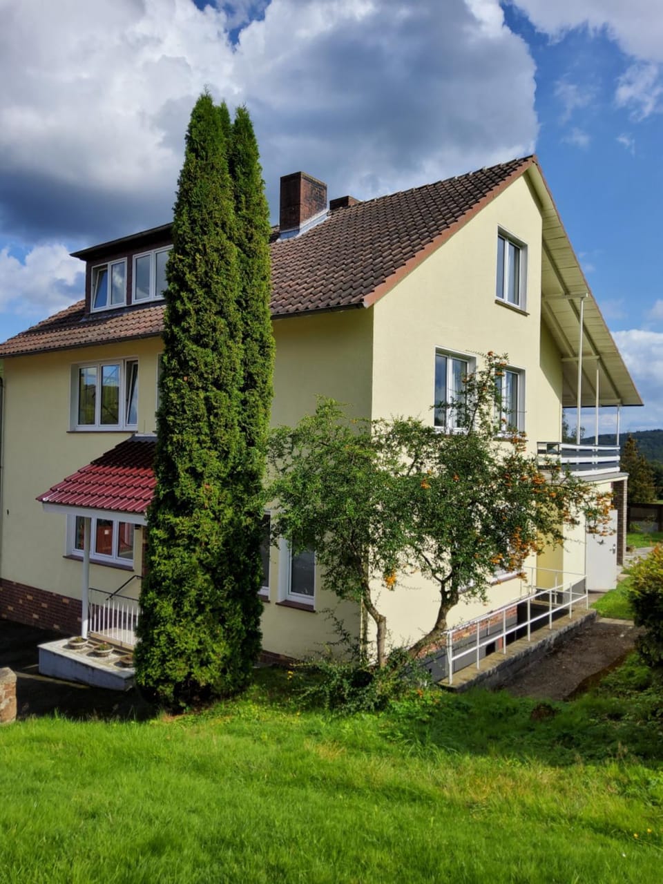 Property building, Day, Garden