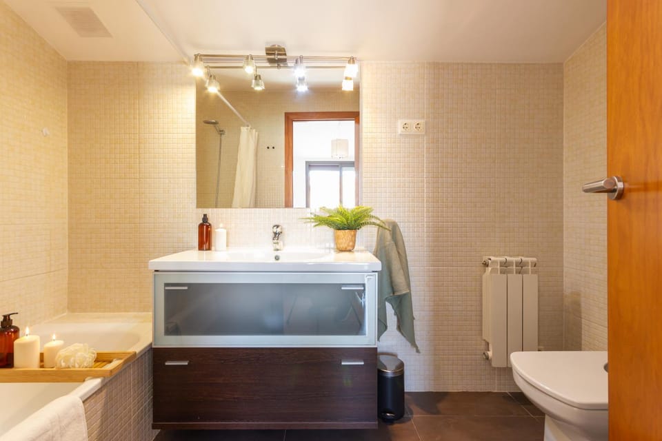 Shower, Bathroom, bidet