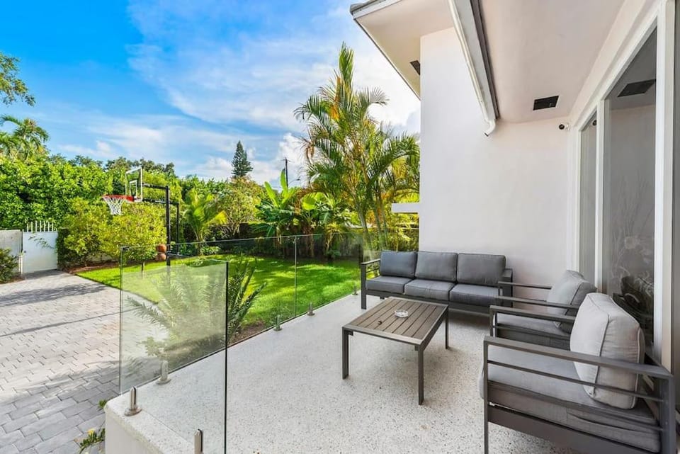 Beautiful Villa with heated pool Must seen! House in Miami Shores
