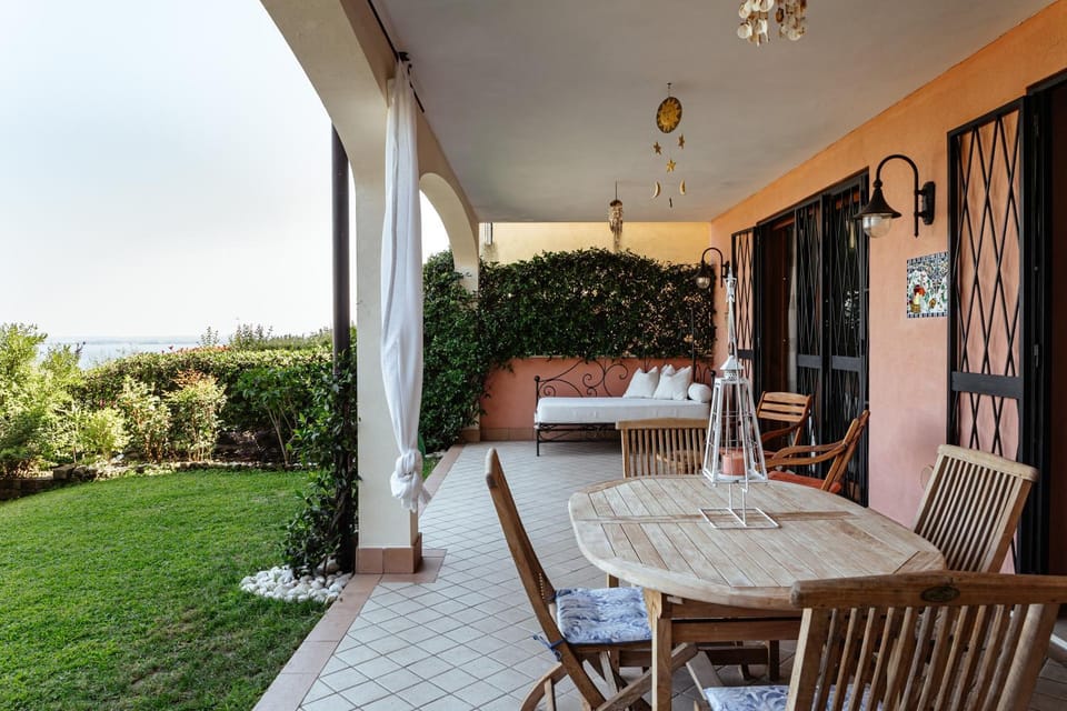Balcony/Terrace, Garden view