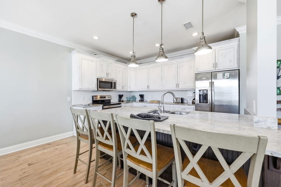 Anchor Down Luxury Ocean View Beach House w Pool House in North Myrtle Beach
