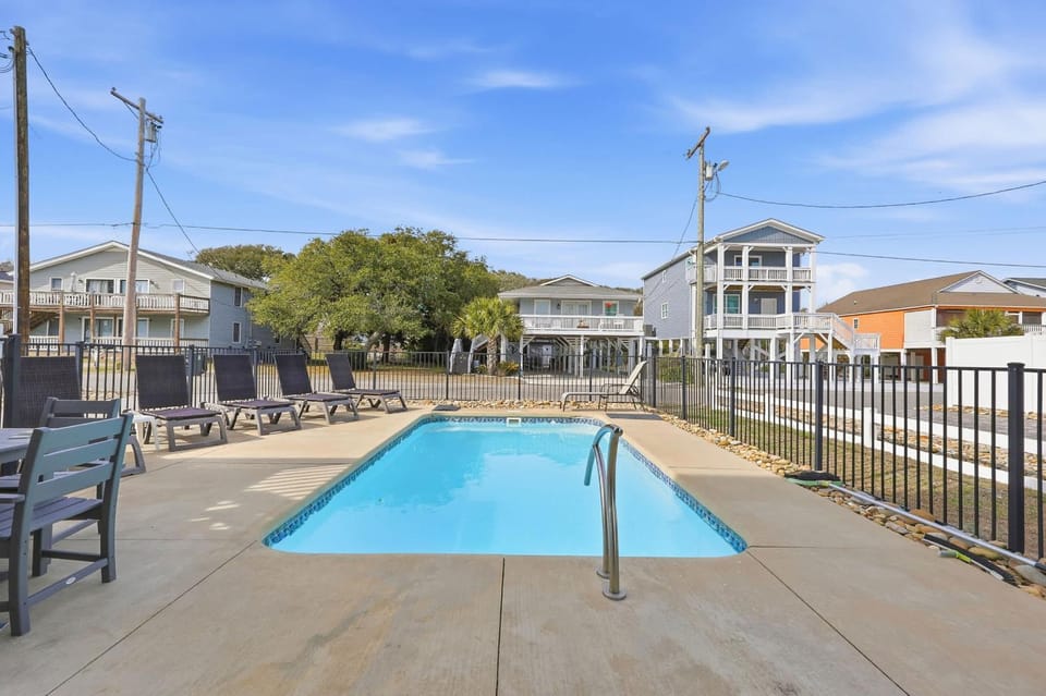 Anchor Down Luxury Ocean View Beach House w Pool House in North Myrtle Beach