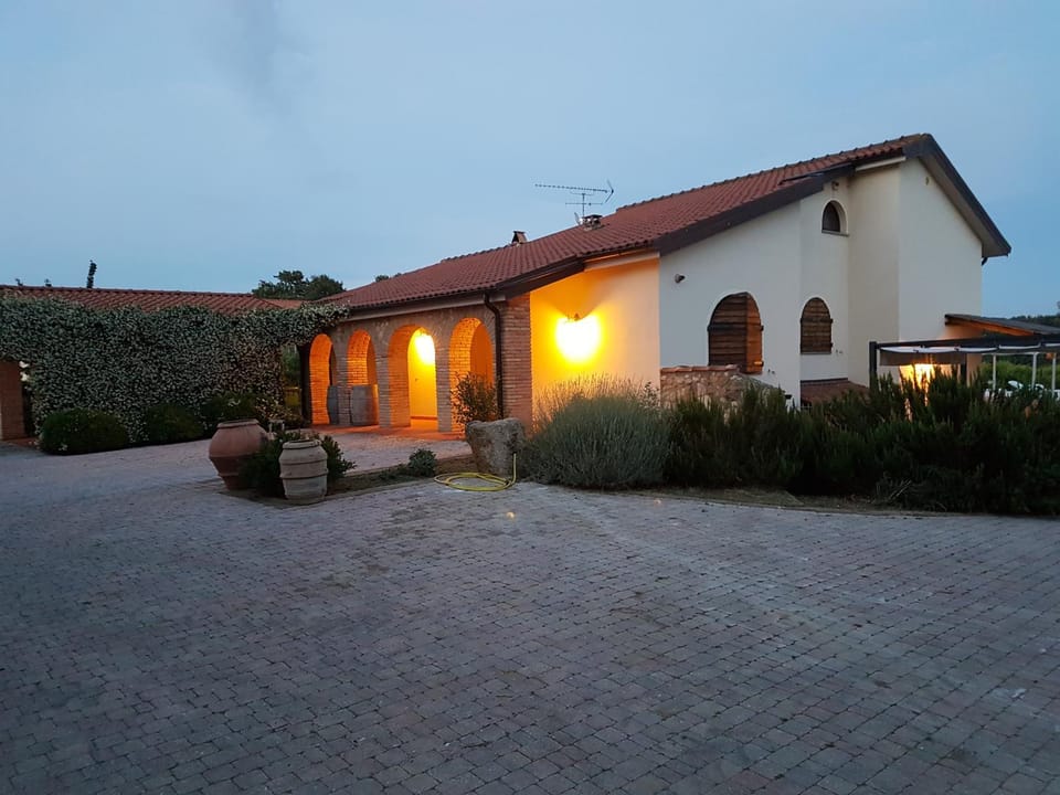 La Valle dei Peschi Country House in Tuscany