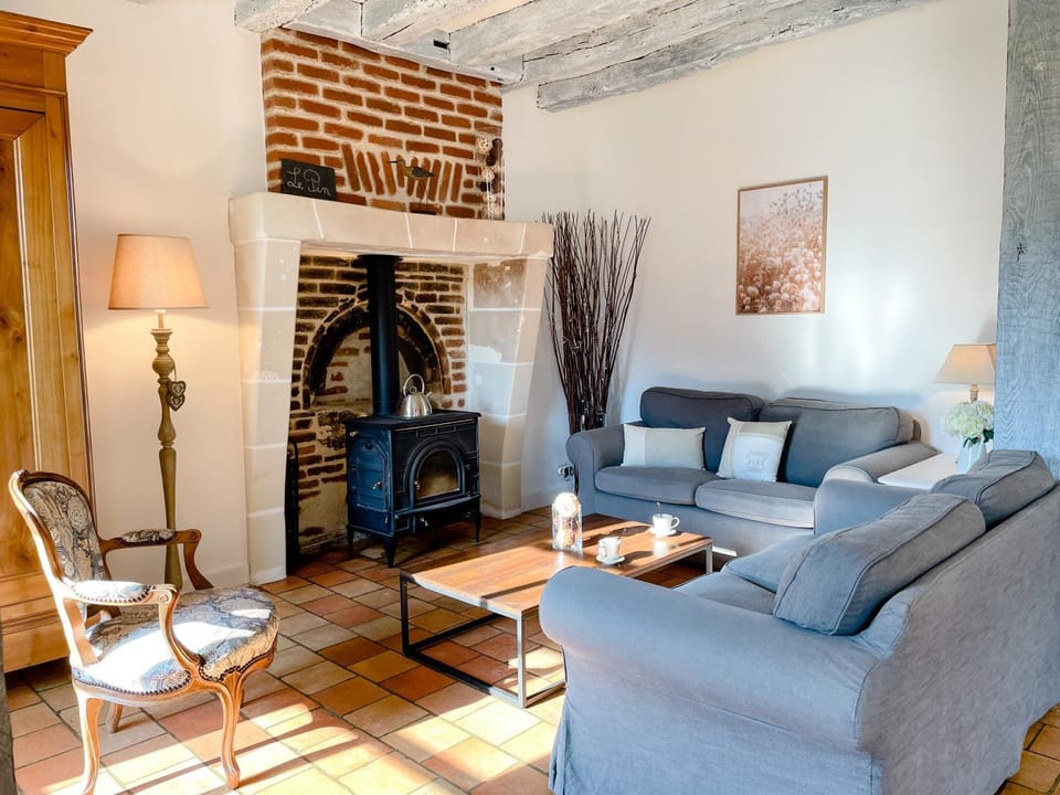 Living room, Seating area, flat iron