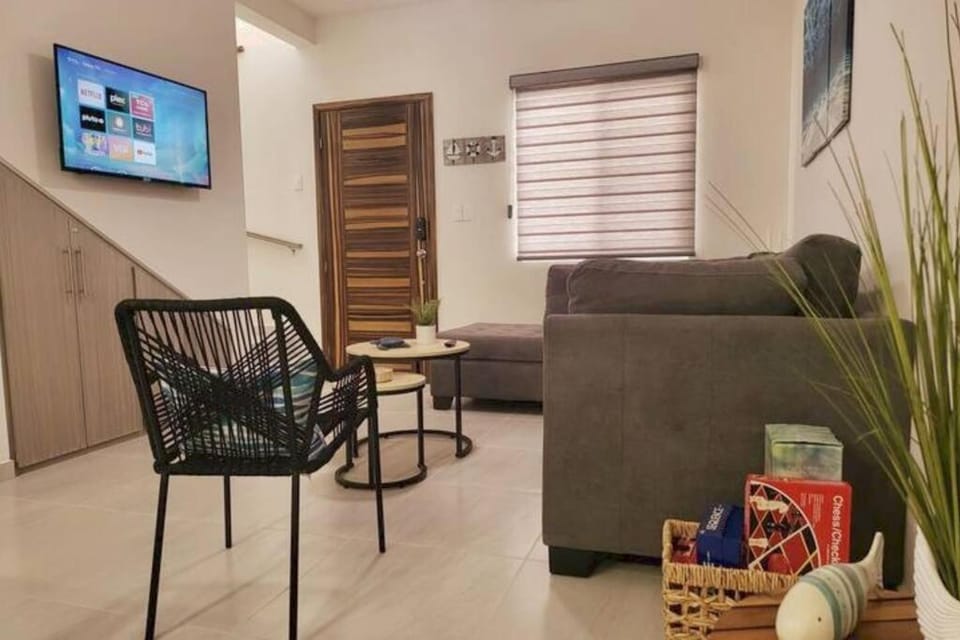 Game Room, TV and multimedia, Living room, Seating area