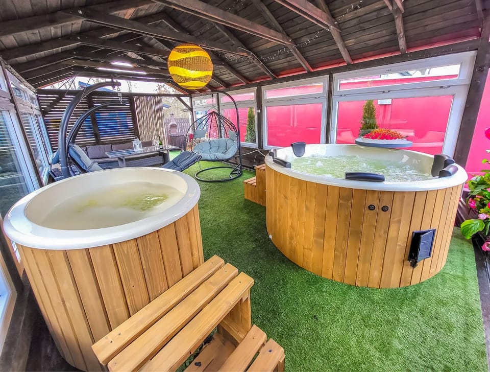 Holiday Home Vegas - HOUSE AND GARTEN FOR EXCLUSIVE USE House in West Pomeranian Voivodeship, Poland