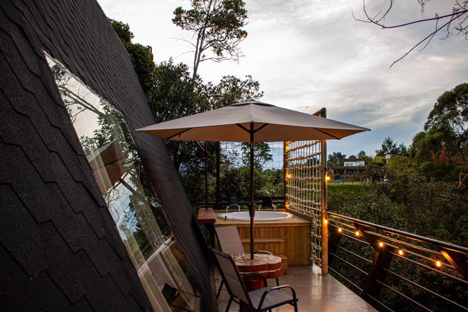 View (from property/room), Balcony/Terrace, Dining area