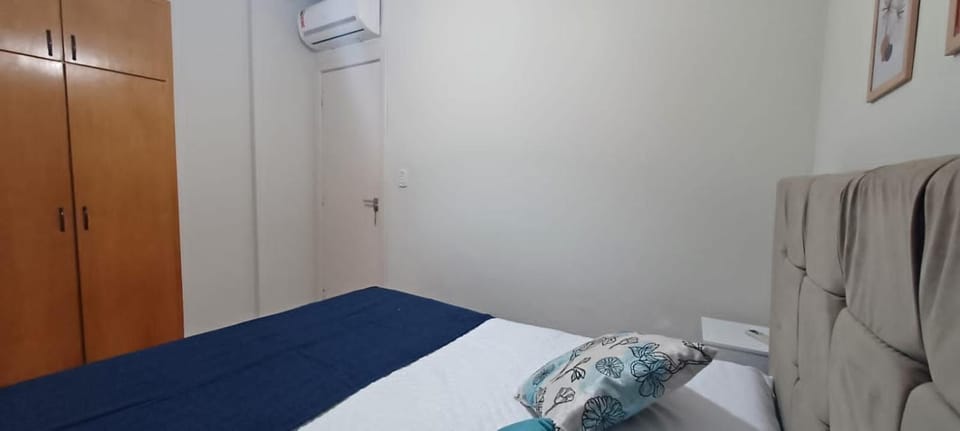 Apto Aconchegante 2 Quartos 100m praia de Caiobá Apartment in State of Paraná