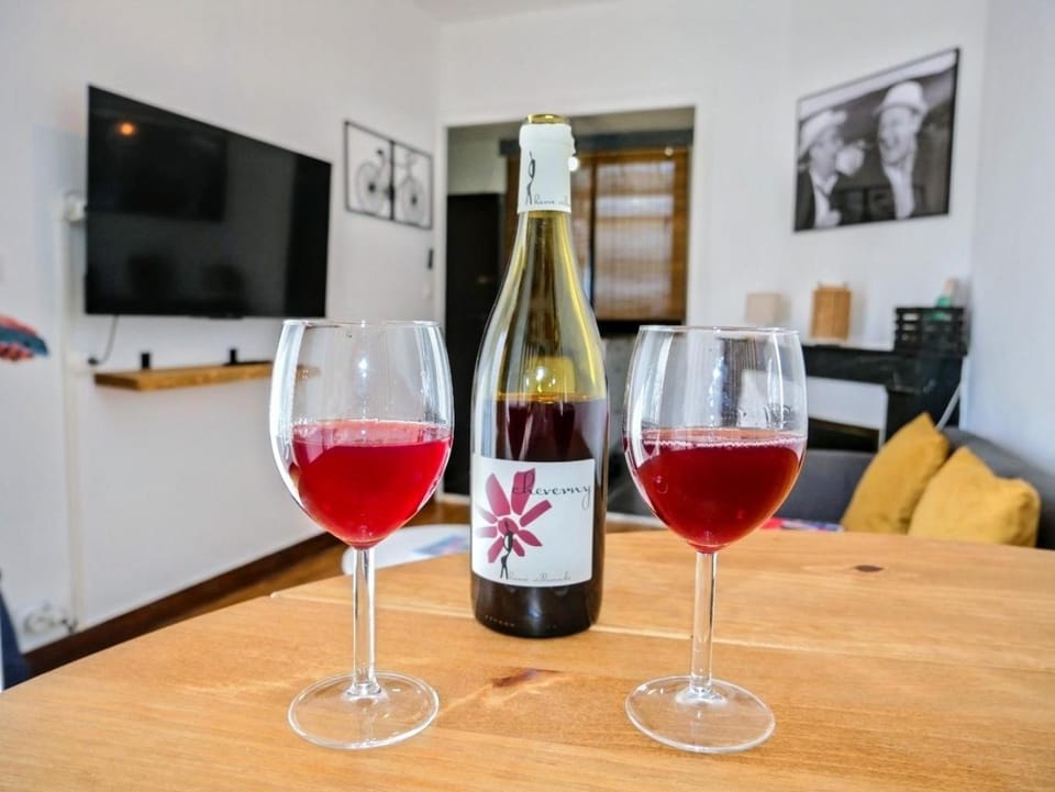 TV and multimedia, Dining area