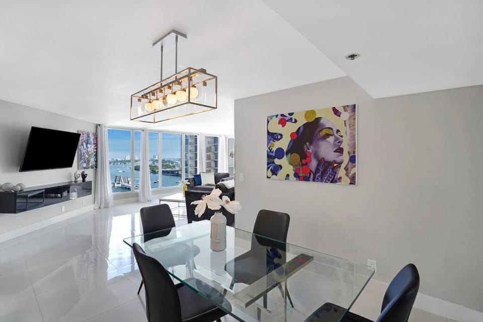 TV and multimedia, Living room, Dining area, Sea view