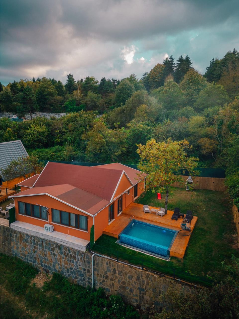 Natural landscape, Garden, Garden view, Pool view, Swimming pool, sunbed