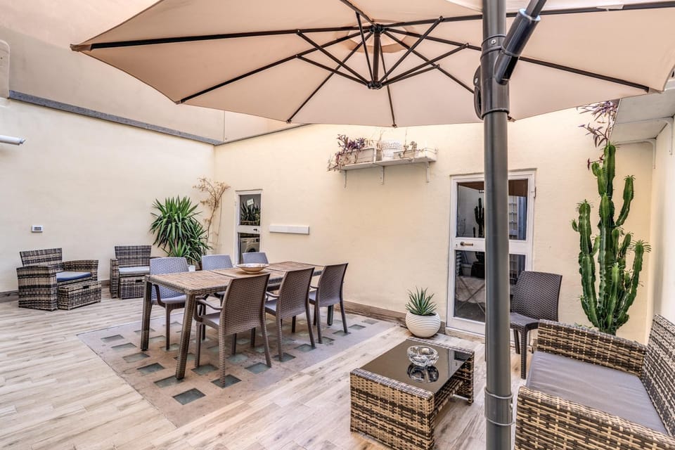 Patio, Balcony/Terrace, Balcony/Terrace, Dining area
