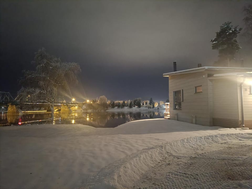 Property building, Natural landscape, Winter