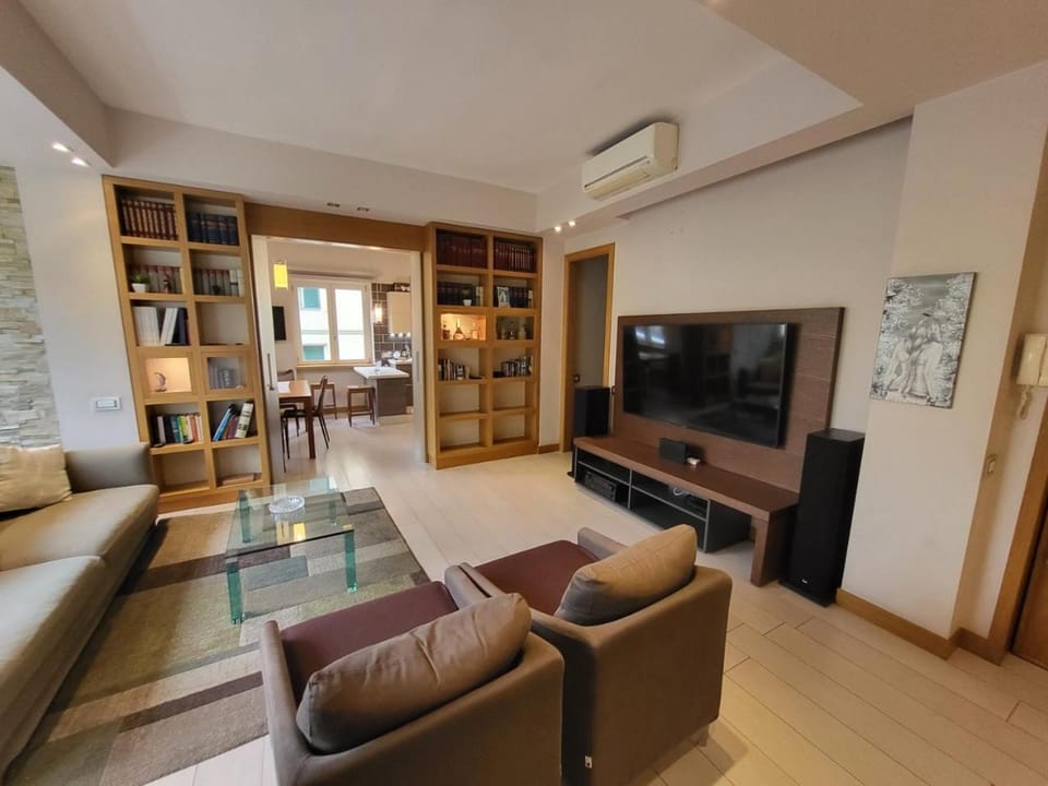 Library, TV and multimedia, air conditioner