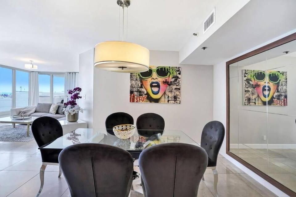 TV and multimedia, Balcony/Terrace, Living room, Dining area, Sea view
