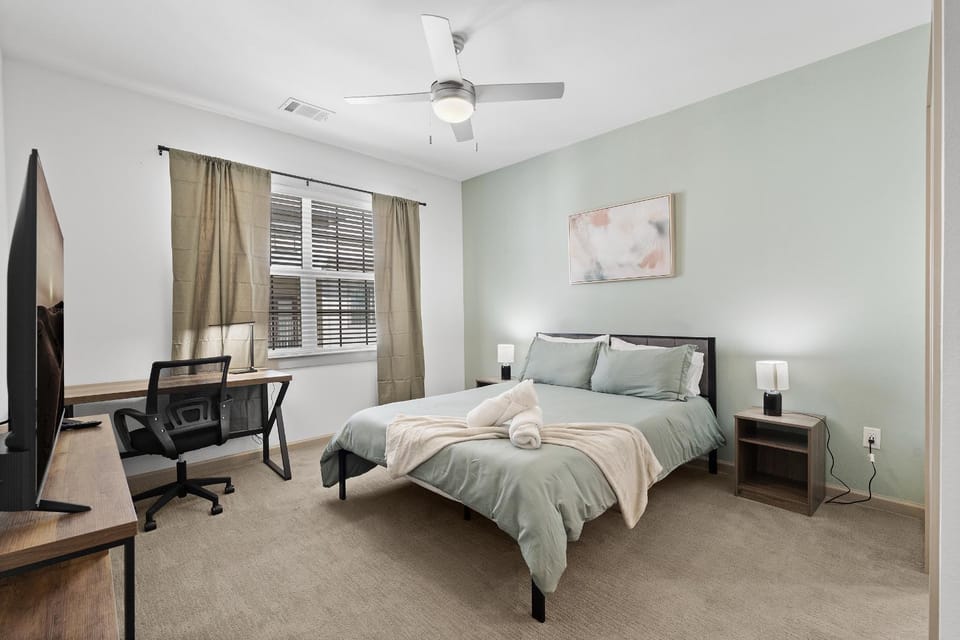 Luxe 3B/2B Getaway - Pool, Gym, Parking, Pet Wash Apartment in Leander