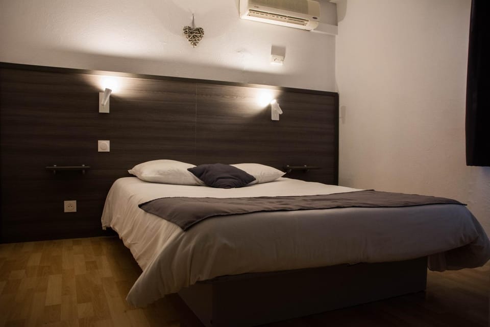Hôtel Althea - Piscine et Sauna Hotel in Béziers