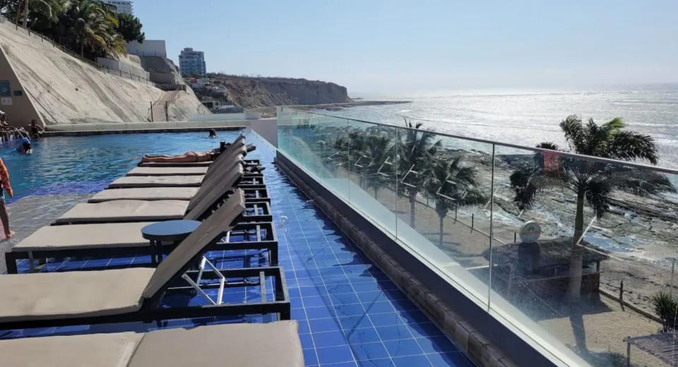 Nearby landmark, Day, Natural landscape, View (from property/room), Balcony/Terrace, Pool view, Sea view, Swimming pool, sunbed