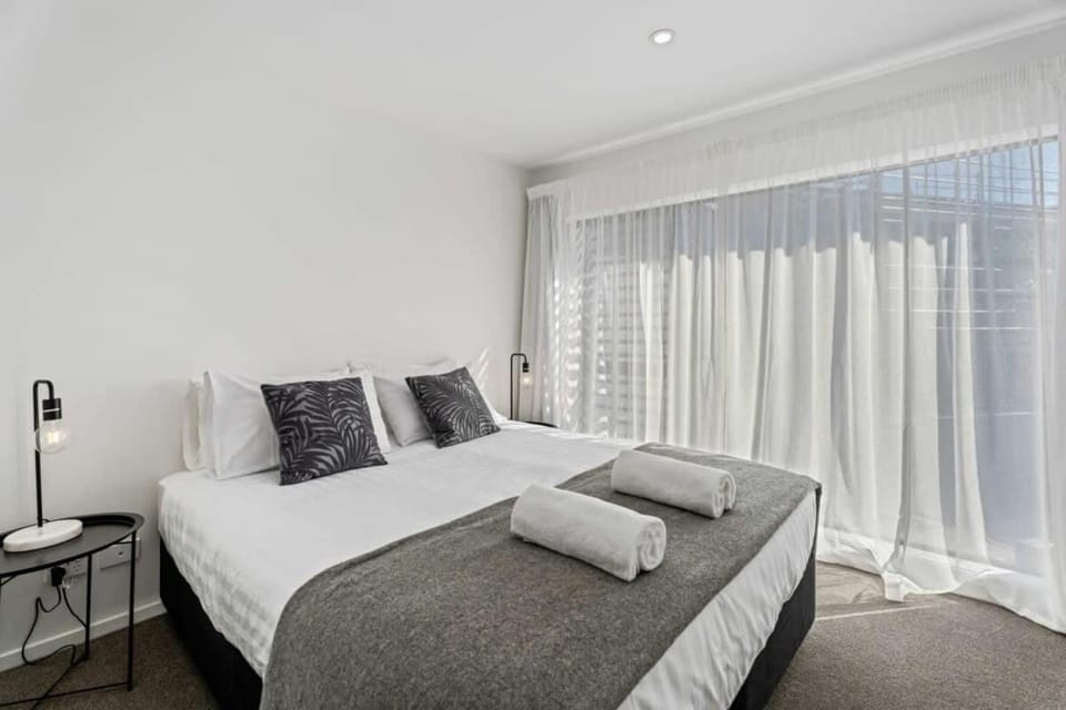 Alpine Adventurer's Abode Apartment in Wanaka