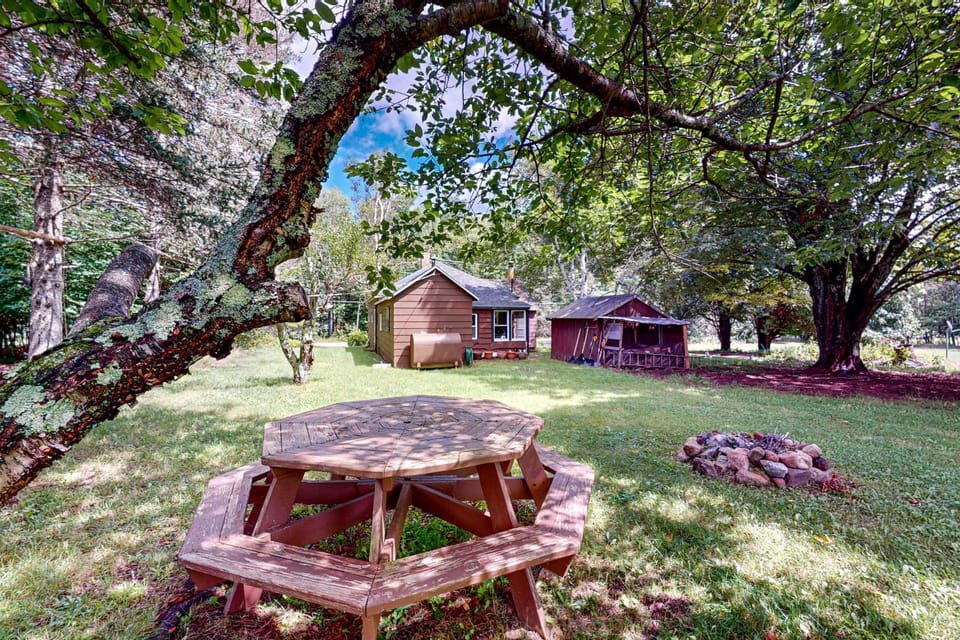 Shady Acres House in Capital District, NY, USA