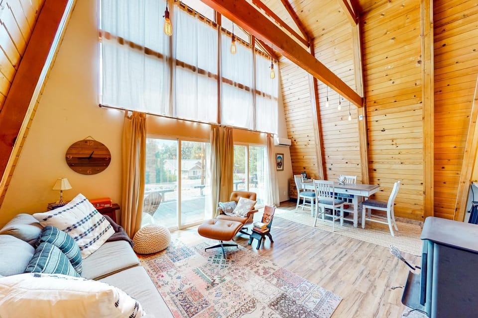 Cozy Cabin Cabin in Groveland