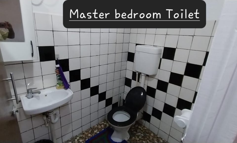 Toilet, Bathroom