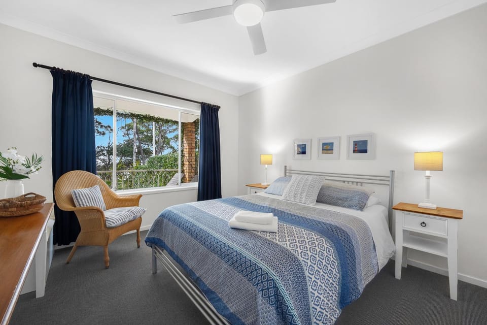 Bedroom, Sea view