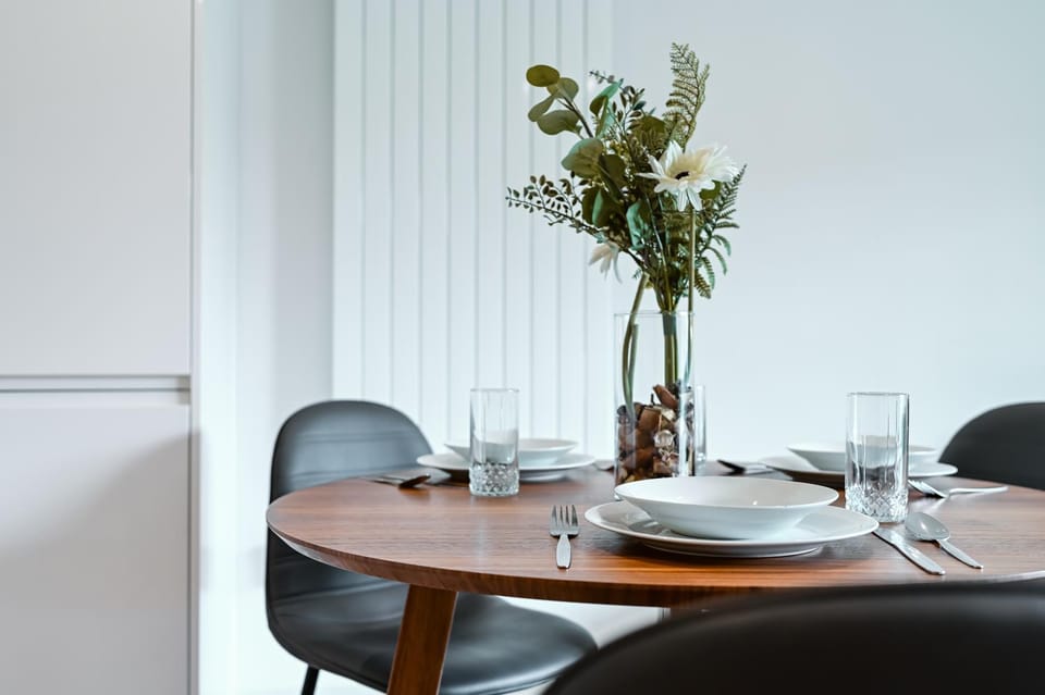 Khayat Homes - The Grande Caboot Apartment in London