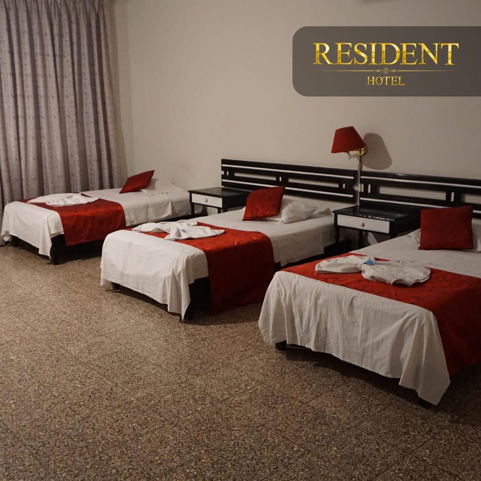Bed, Photo of the whole room, Bedroom, Text overlay