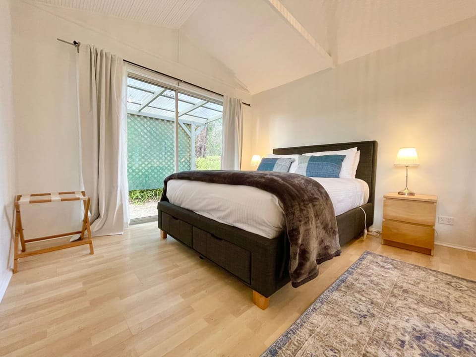 Norman Lindsay Cottage House in Springwood