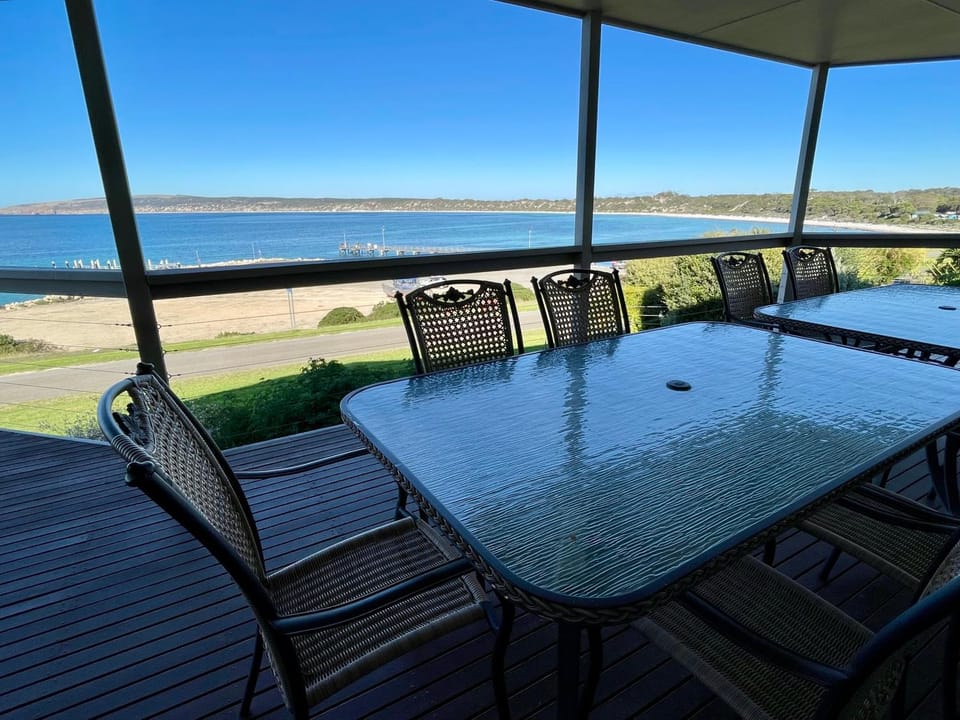 House of the Young - Emu Bay House in Emu Bay