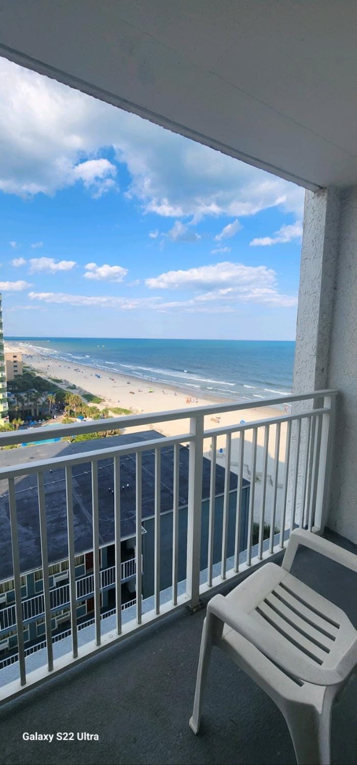 Oceanview Efficiency DW1110 Apartment in Myrtle Beach