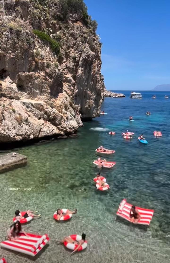 LE SORELLE Sea front -villa whit private pool Villa in Sicily