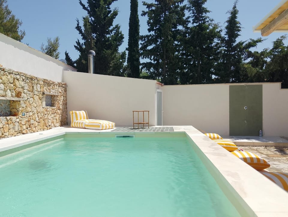 LE SORELLE Sea front -villa whit private pool Villa in Sicily