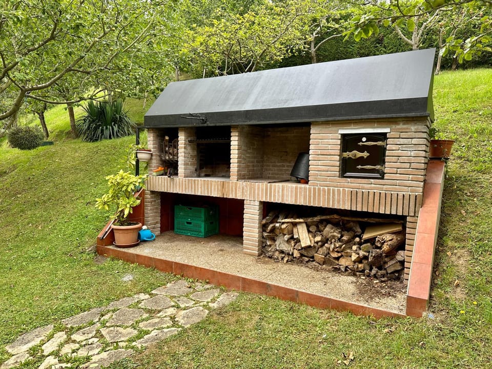 Natural landscape, BBQ facilities, Garden, Garden view
