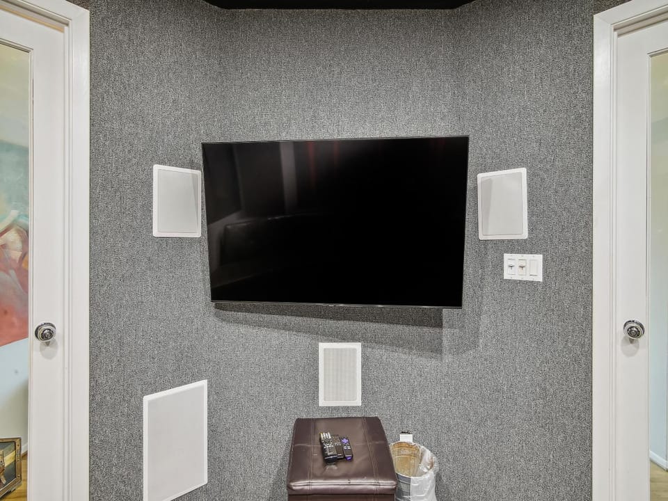 TV and multimedia, Living room