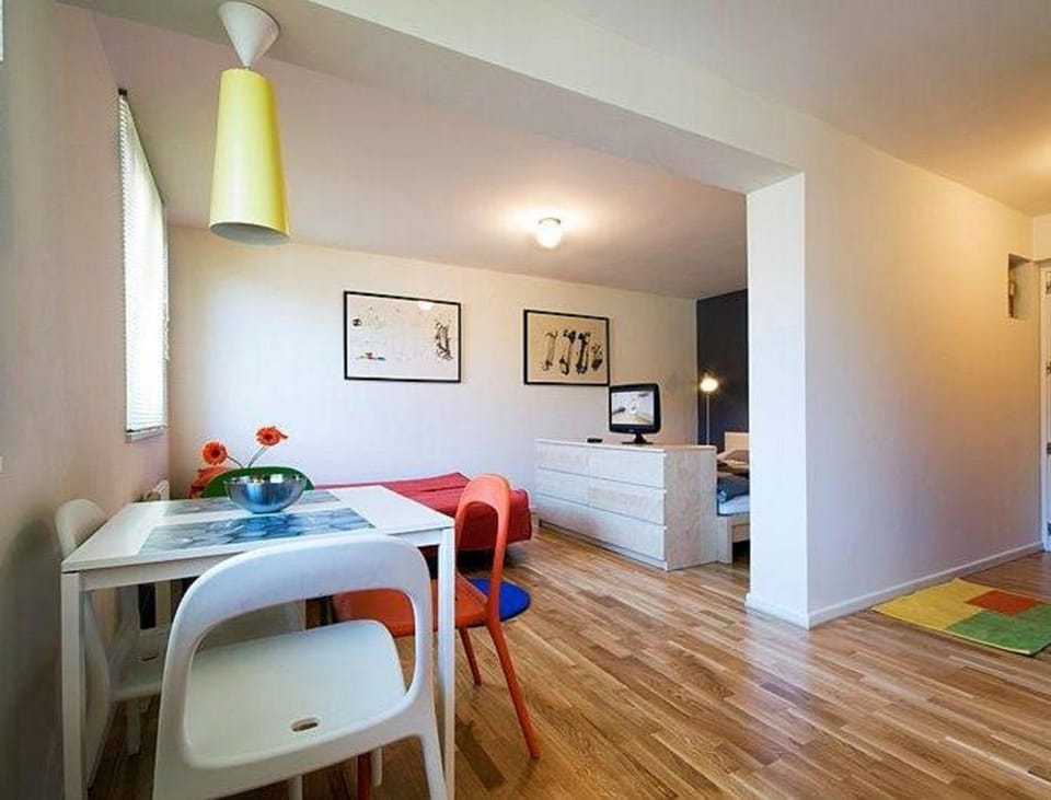 Dining area, Bedroom