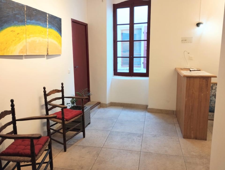 Les Studios de St Guilhem Apartment in Occitanie