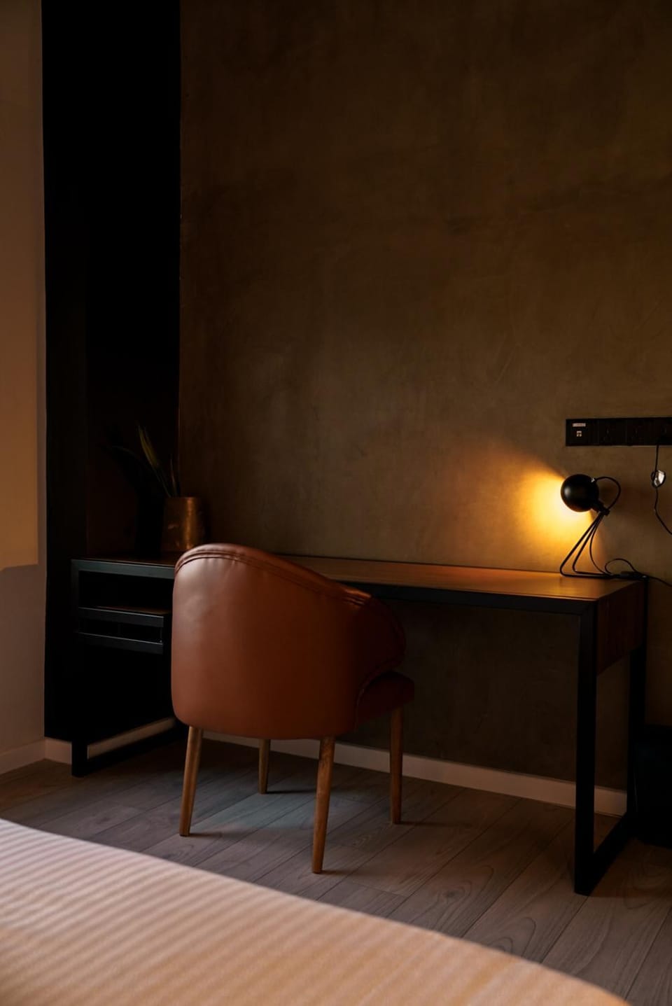 Seating area, Bedroom