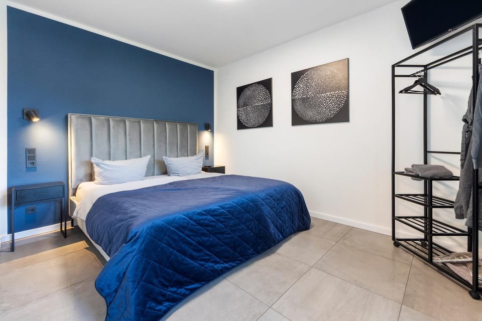 Living room, Bedroom