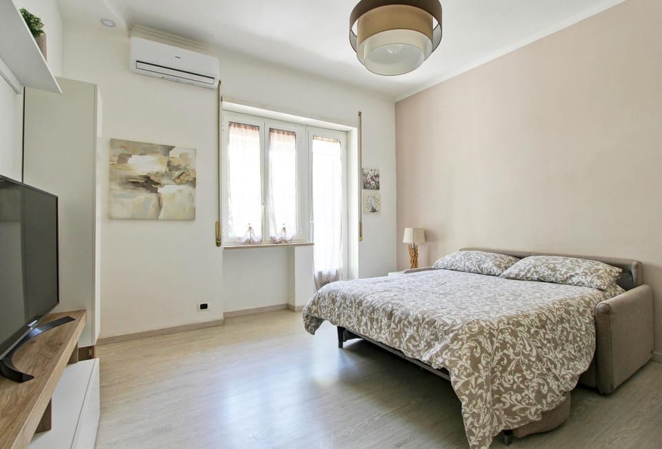 Martina Home Apartment in Rome
